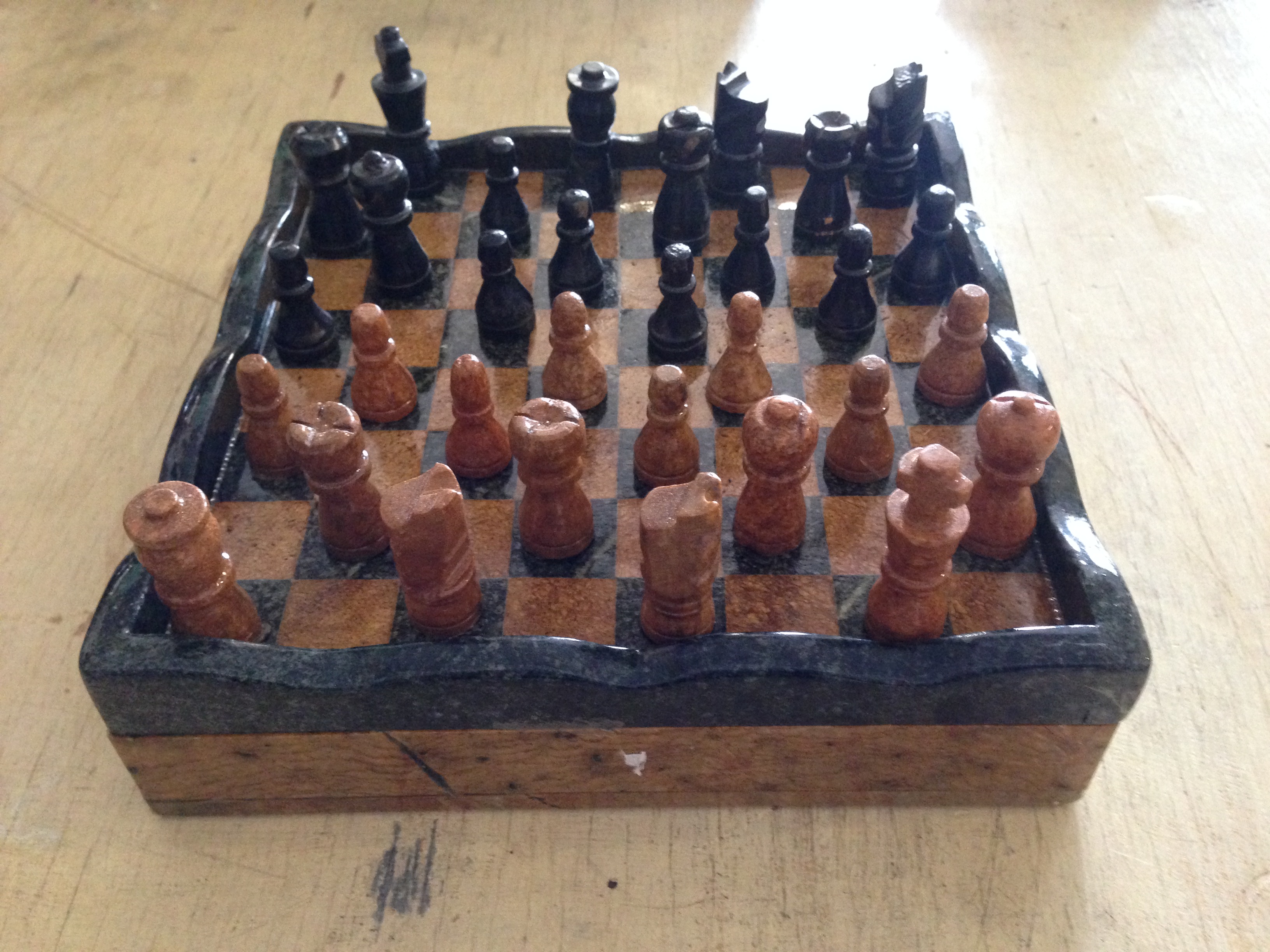 Detalhes do produto Tabuleiro de xadrez e Dama